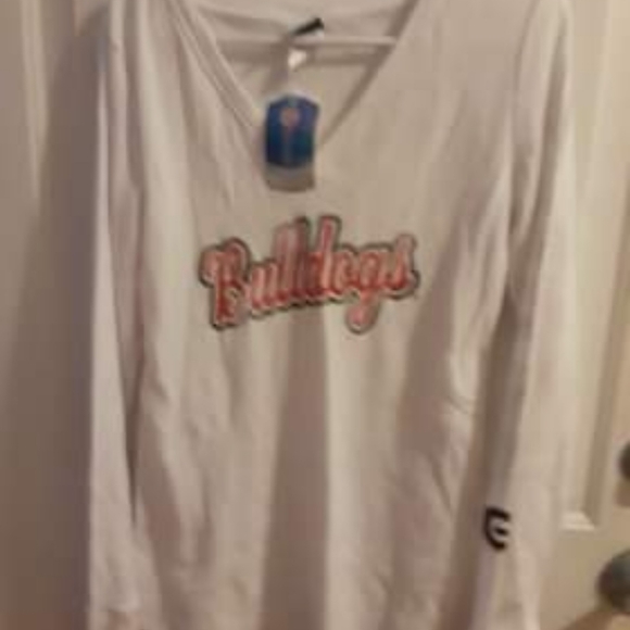 Dresses & Skirts - Brand new officials GA Bulldogs long sleeves shirt with tag